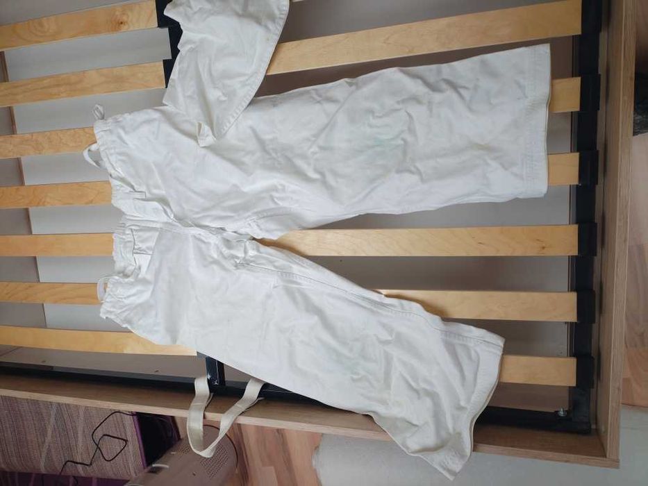 Кимоно - 2бр комплекта, размер 70-100кг