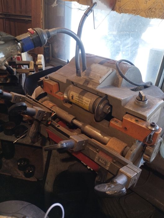 Станок для изготовления ключей