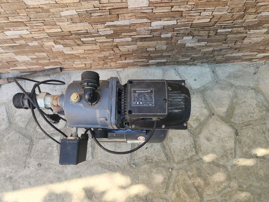 Хидрофор Grundfos