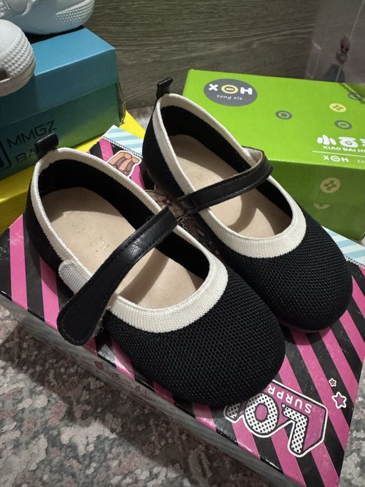 Детский кроссовка оригинал 28 размер