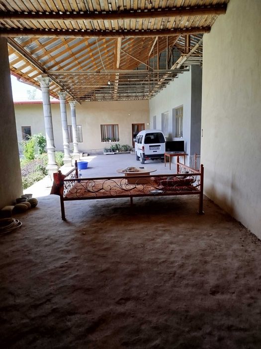 Yashash uchun tayyor hovli