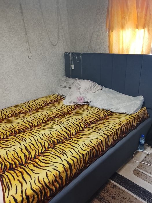 Продам кровать двух спалку