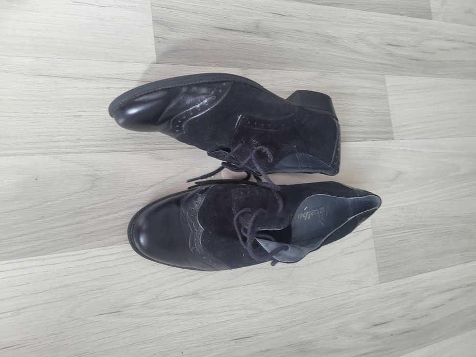 Pantofi de piele firma Marelbo marime 38