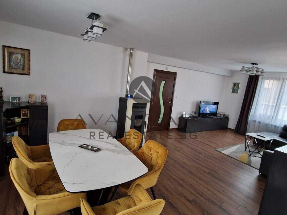 Продава се Къща в Пловдив, Остромила - 162 кв.м за 2328 €/кв.м - Снимка #2
