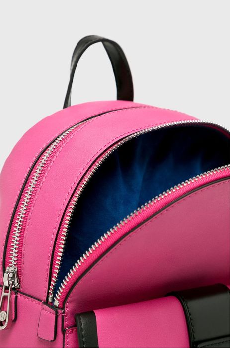 Trussardi jeans оригинална кожена раница с противопрахова торбичка