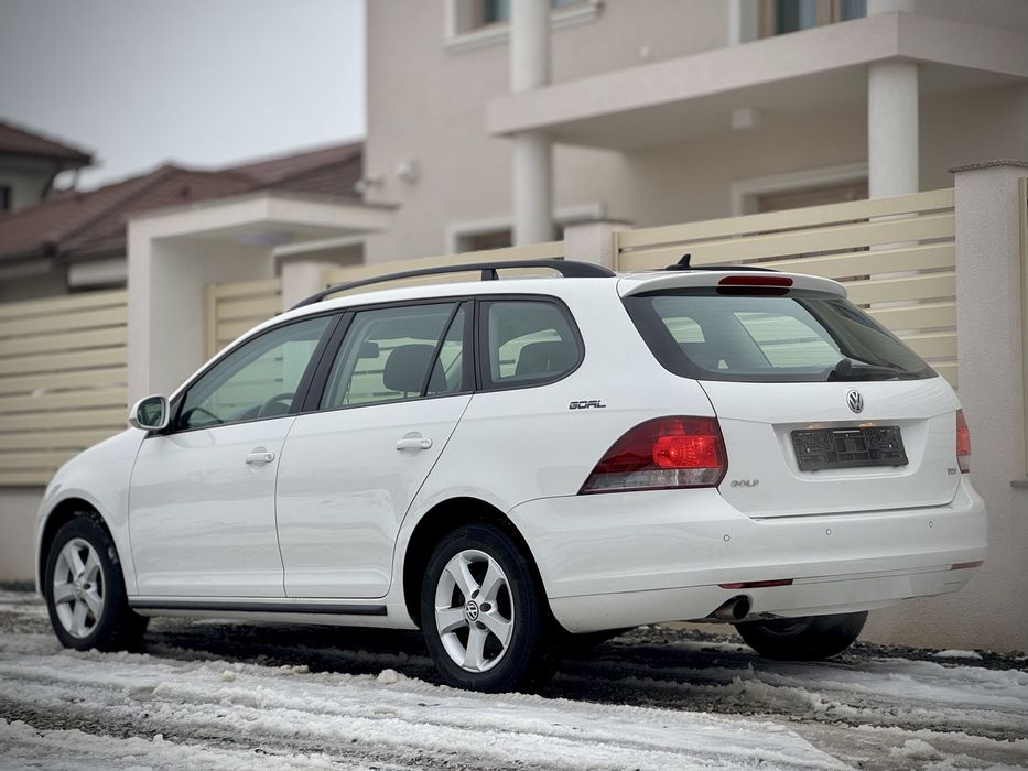 Volkswagen Golf 6 - Diesel  Euro5 - Navigatie / Klimatronic / Senzori