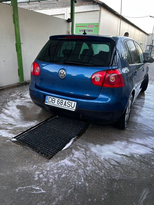Golf 5 1.6 Benzină