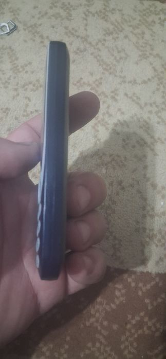 Простой телефон сатылады.