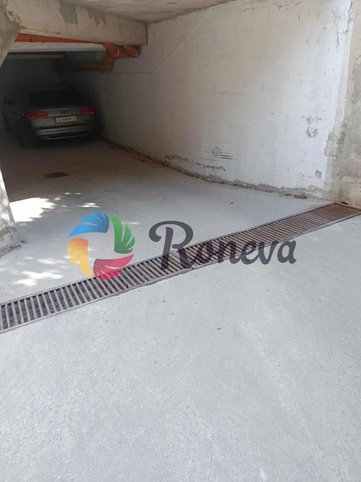 Двойно подземно паркомястов Варна-Възраждане 1 площ 24
