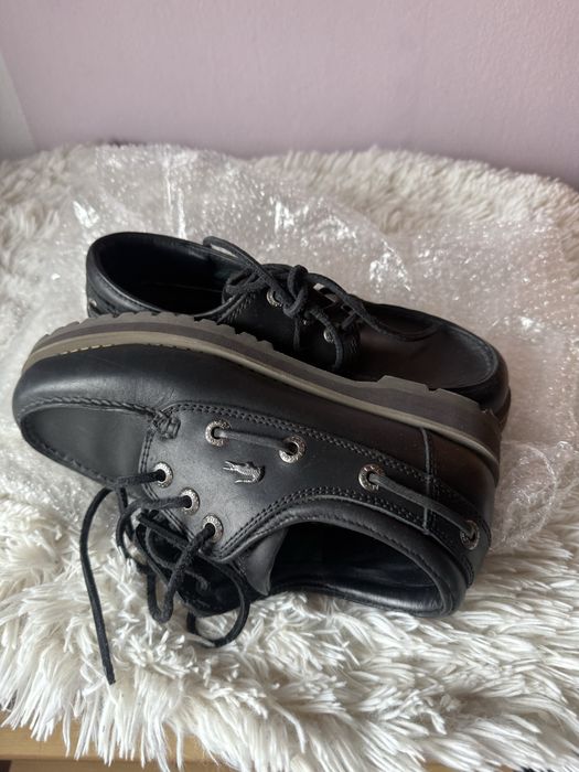 Чисто нови обувки Lacoste