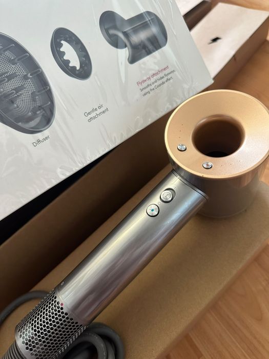 Supersonic dyson