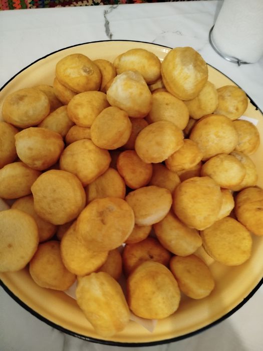 Бауырсак. Шелпек