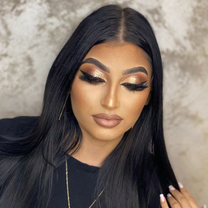 Machiaj profesional, rezistent și elegant – Alexandria 150 lei