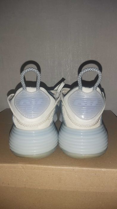 Nike Air Max 2090 - Номер 36.5