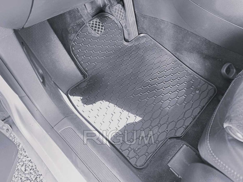 Гумени стелки или багажник VW PASSAT B6 / B7 / CC от 2005 - 2014 г.