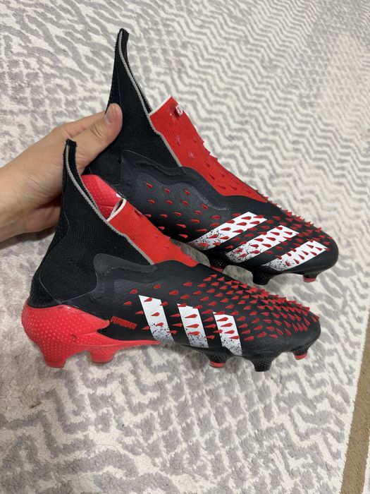 бутсы Adidas Predator