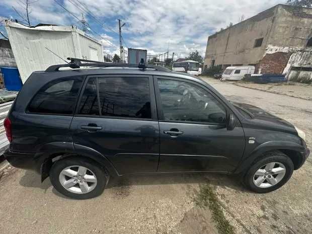 toyota rav 4 2005