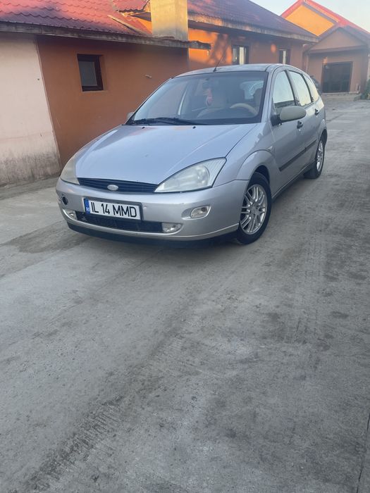 FORD Focus 2000 — imagine 4