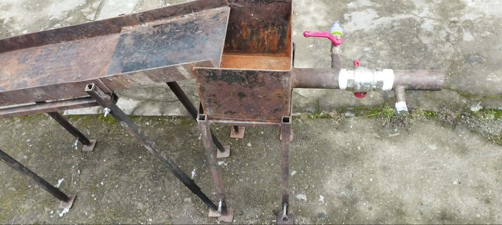 Оборудване за търсене на речно злато