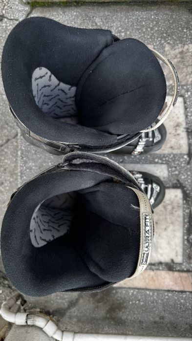 Clăpari schi TECNICA 28.0 / EU 43–44 / 326mm / Flex 85–90 – Stare bună