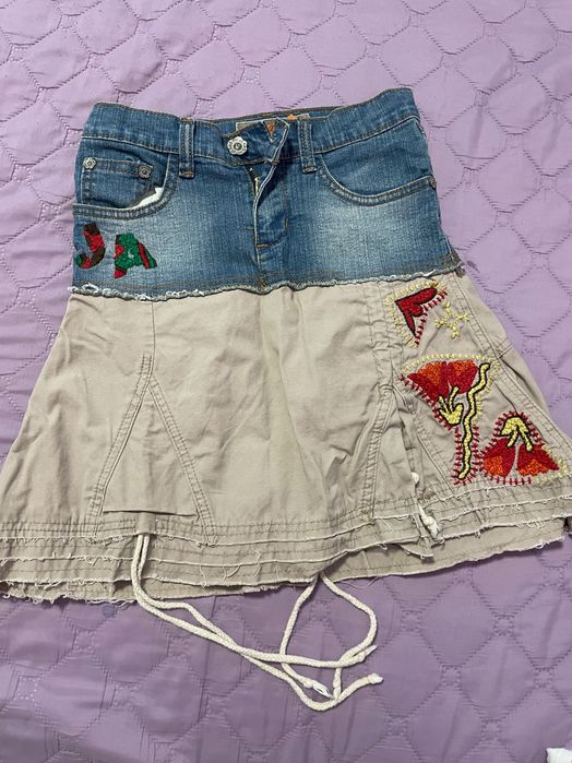 Детски дрехи и пособия