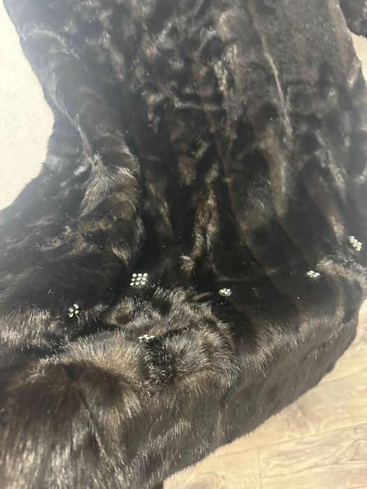 Продаётся шуба размер XXL