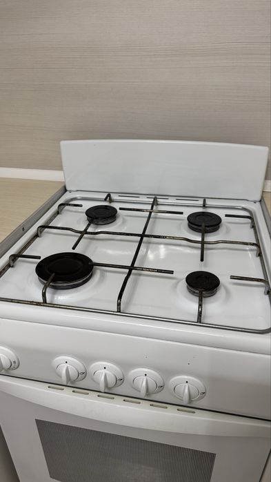 Продам газ плиту