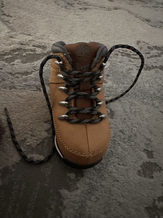 Боти Timberland отговарят на 21 номер