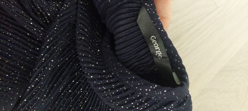 George, Clementine (САЩ) рокля и гащеризон за повод 5-6 г., като нова