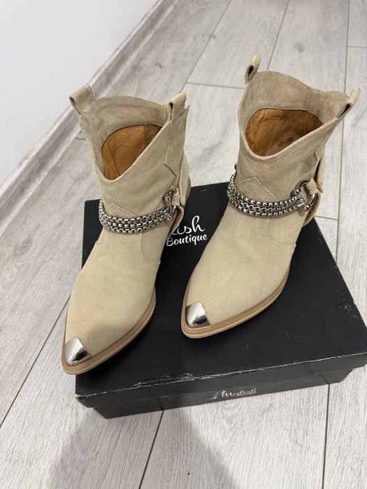 MODISH boutiue ciocate din piele intoarsa masura 40