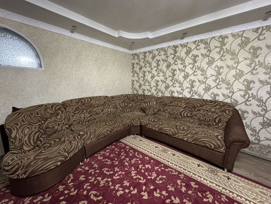 Г образный диван