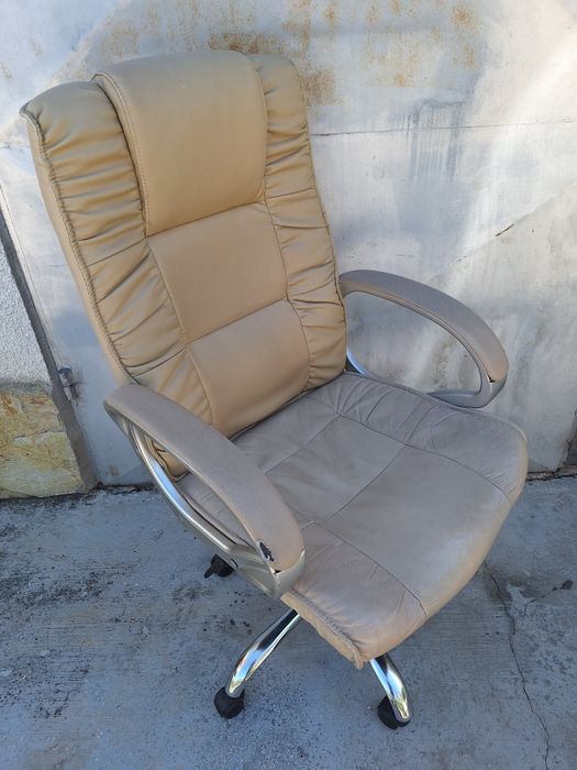 Стол президентски