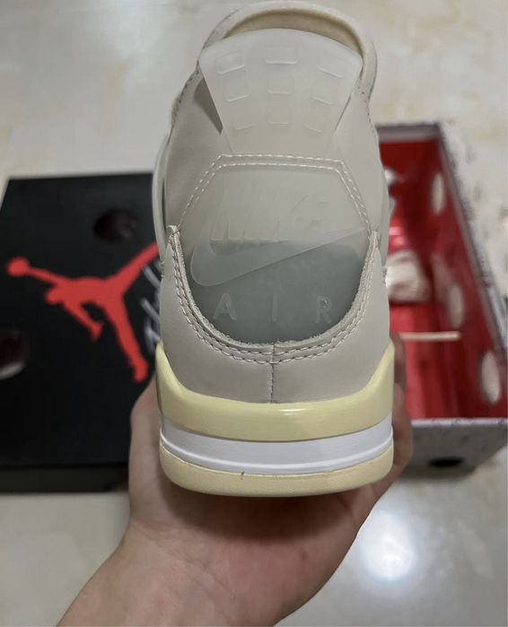 Air Jordan 4 Retro x Off-White Sail
