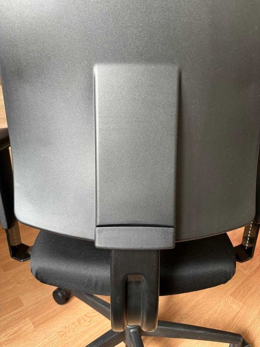 Офис стол / стол за компютър Немски - Interstuhl