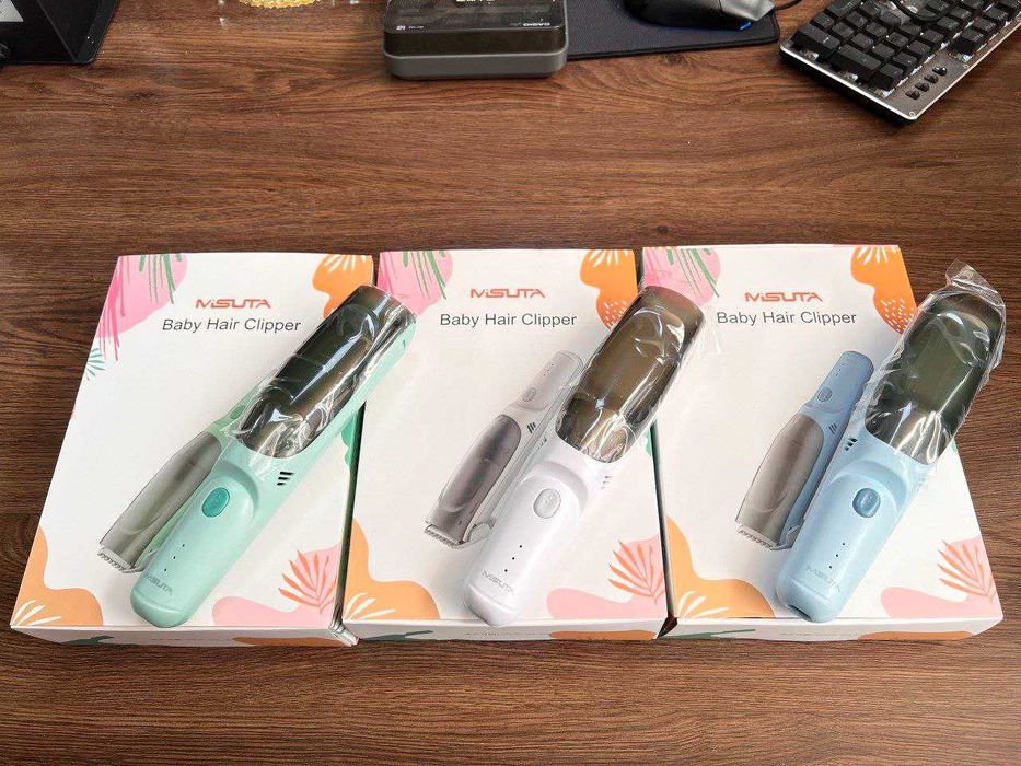 Машинка для стрижки волос детям.