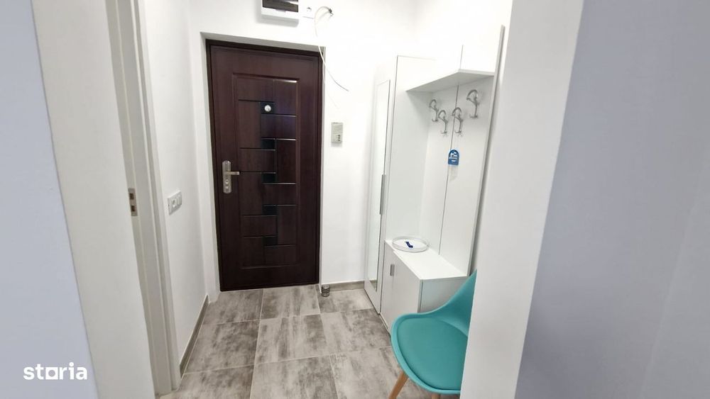 Inchiriere Garsoniera cocheta zona Coresi Tractorul