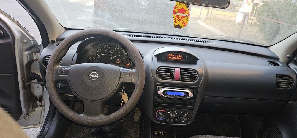 Opel corsa c 2005