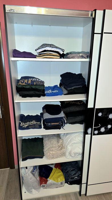 Немски гардер ш171х206вх61 с плъзгащи врати и вътр. оформл. по желание