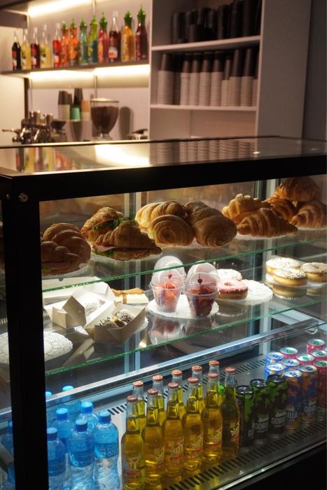 Витринный холодильник