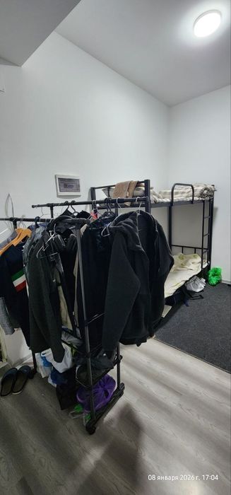 Oʻzimniki, Sheriklikka yigitlarga ijaraga uy.