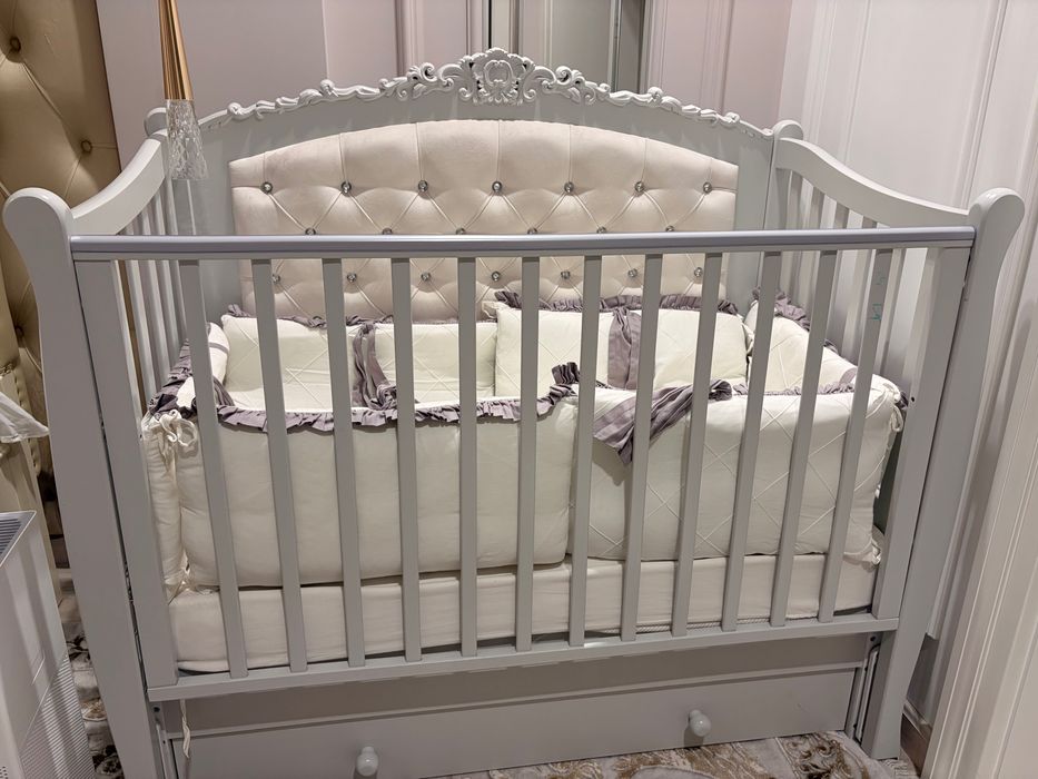 Детская кровать ( от рождения до 3-х лет)