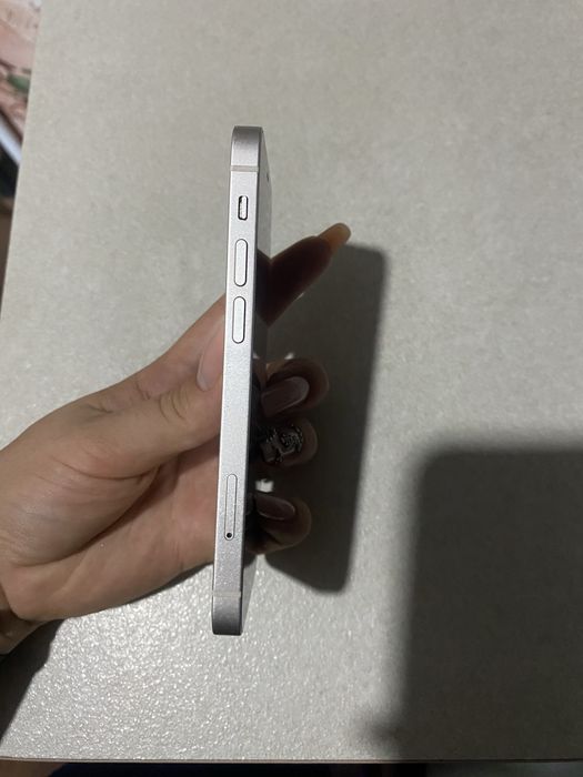 iPhone 12 mini,in stare foarte bună