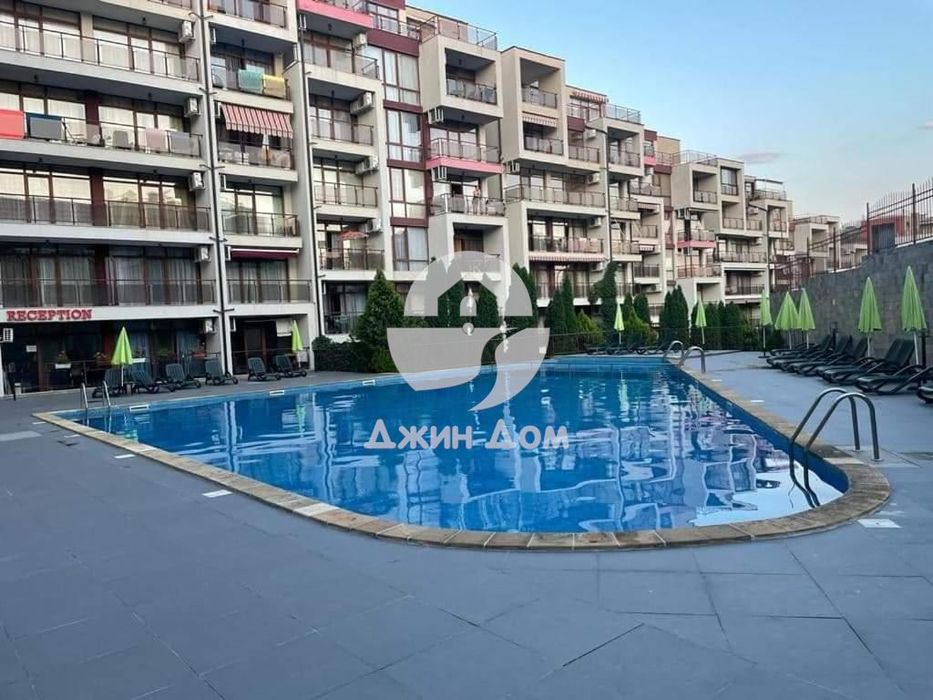 Двустаен апартамент в к-с „Хелиос“(,,Helios''), гр. Свети Влас