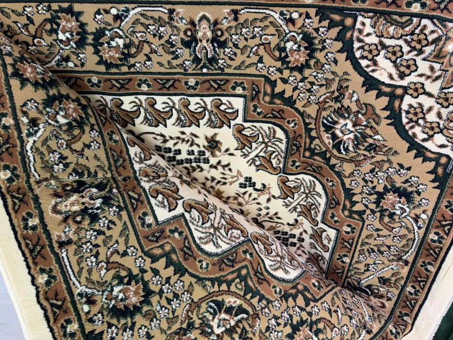 Продаются ковры б/у