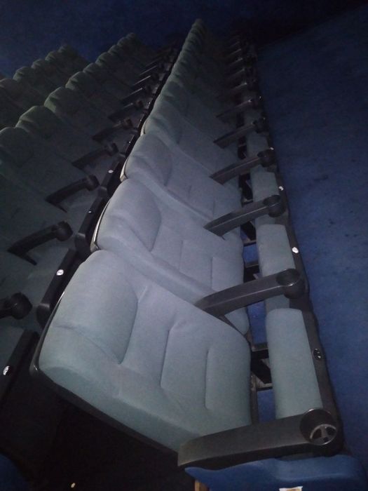 Кресло для кинотеатра/конференцзала
