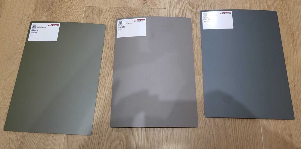 Mostre pal eggerr diverse culori