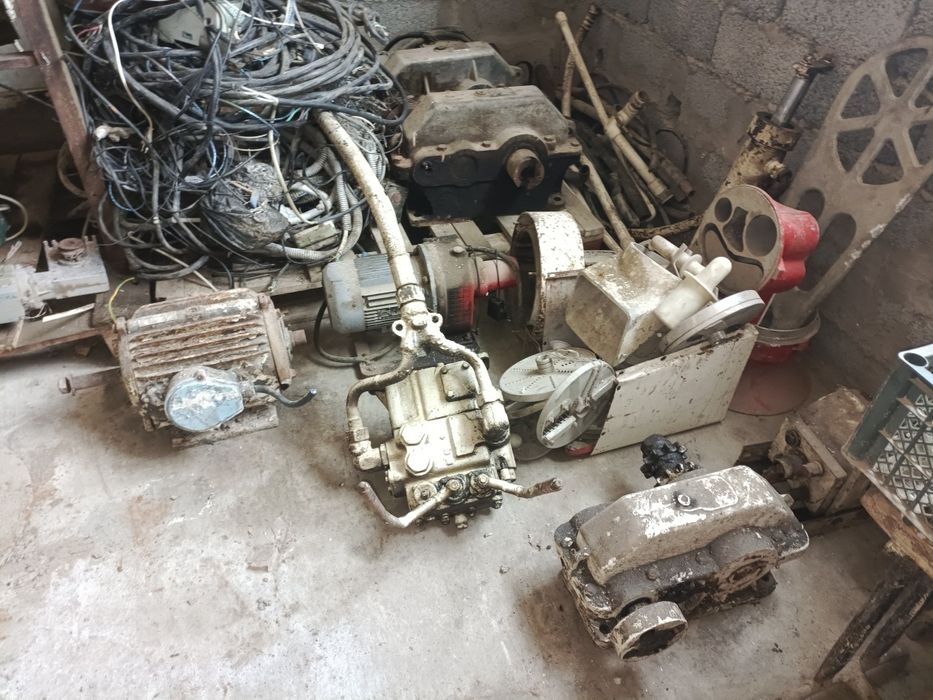 Xar xil turdagi dvigettellar narxlari kelishiladi yaxshi narxlarda ber