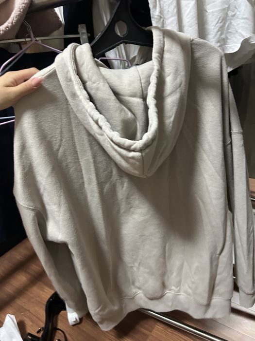 продаю зип худи , срочно !