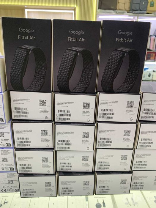 Оригинальный фитнес браслет Google Fitbit Air