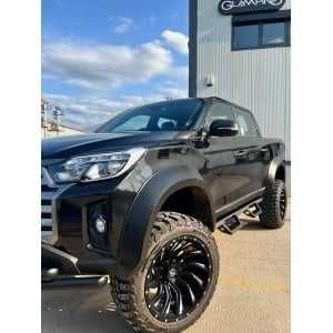 Set praguri laterale T32 Toyota Hilux (2015+) AQM4WD